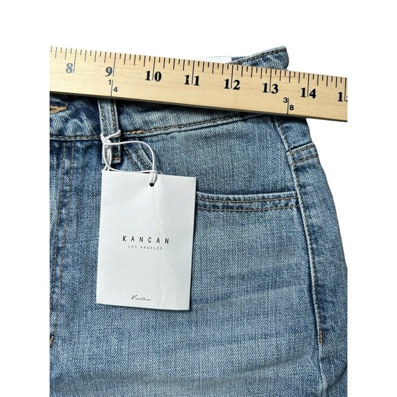 NWT KanCan Denim Shorts‎ Size XS Relaxed Fit Raw Hem Light Wash Stretch #I4-3 - Picture 5 of 9